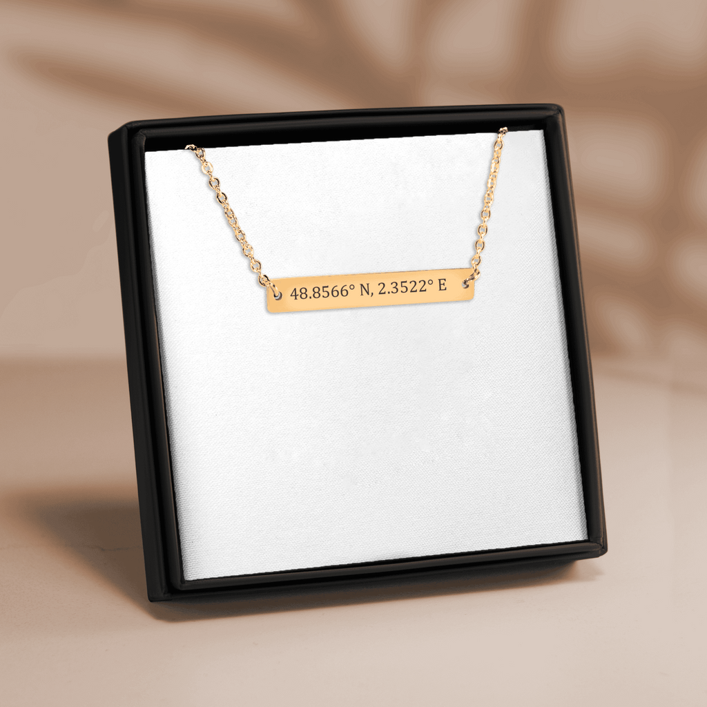 Eterna Necklace. One place, one moment, one story.